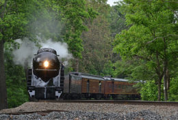 N&W 611 leads NS Train 958 westbound at Rectortown