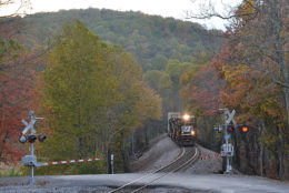 NS Train 203 led by D9-40C #8872 on 11/1/2016