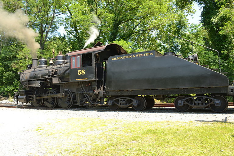 Wilmington And Western Father’s Day Special – B-Line Railfan