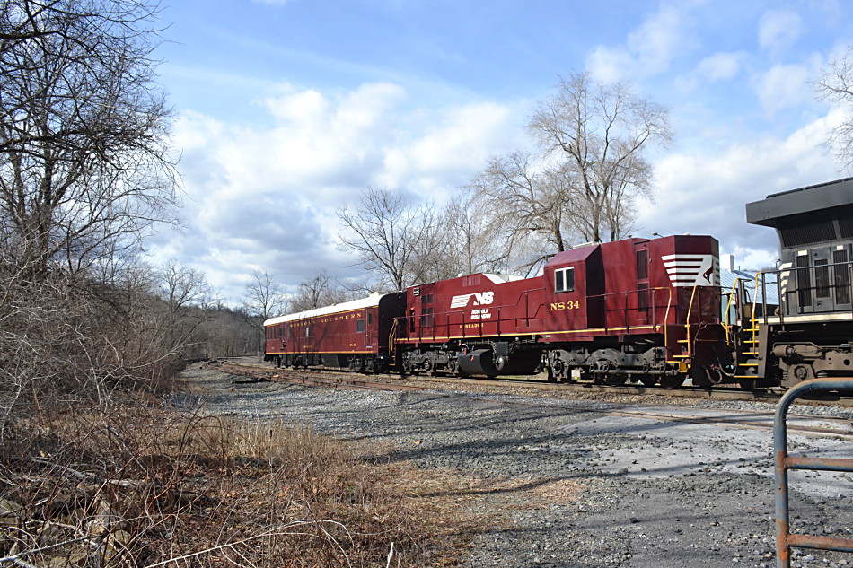 NS Research 34 and 33 at Linden, Virginia on 2/5/2019