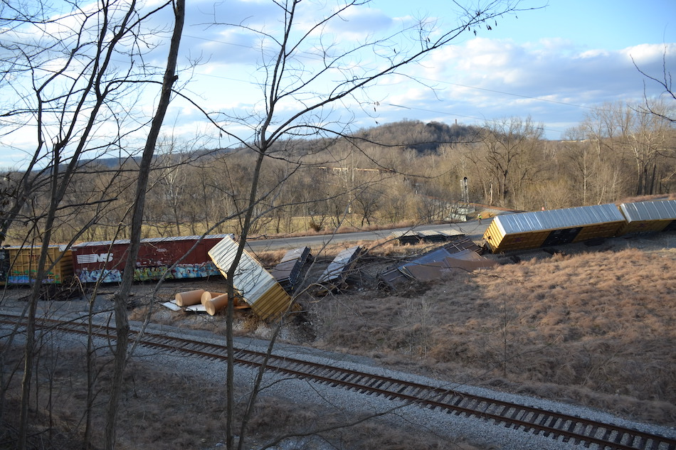 NS train M6T derailed at Riverton Junction, Virginia on 3/4/2021.